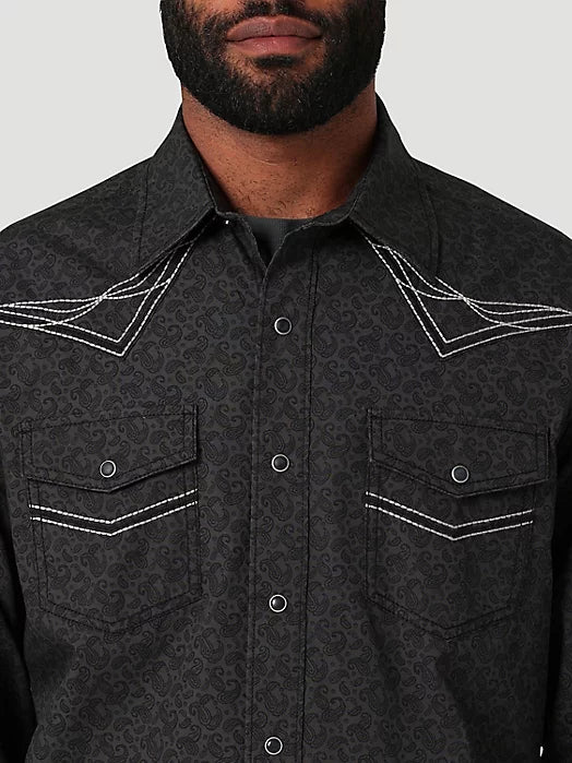Wrangler Men's Rock 47 Long Sleeve Embroidered Yoke Western Snap Shirt in Black Obsidian