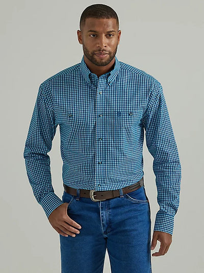 Wrangler Men's George Strait Long Sleeve Button Down Two Pocket Shirt in Turquoise Check