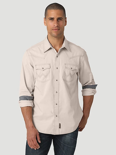 Wrangler Men's Retro Premium Long Sleeve Button Down Shirt in Pale Tan