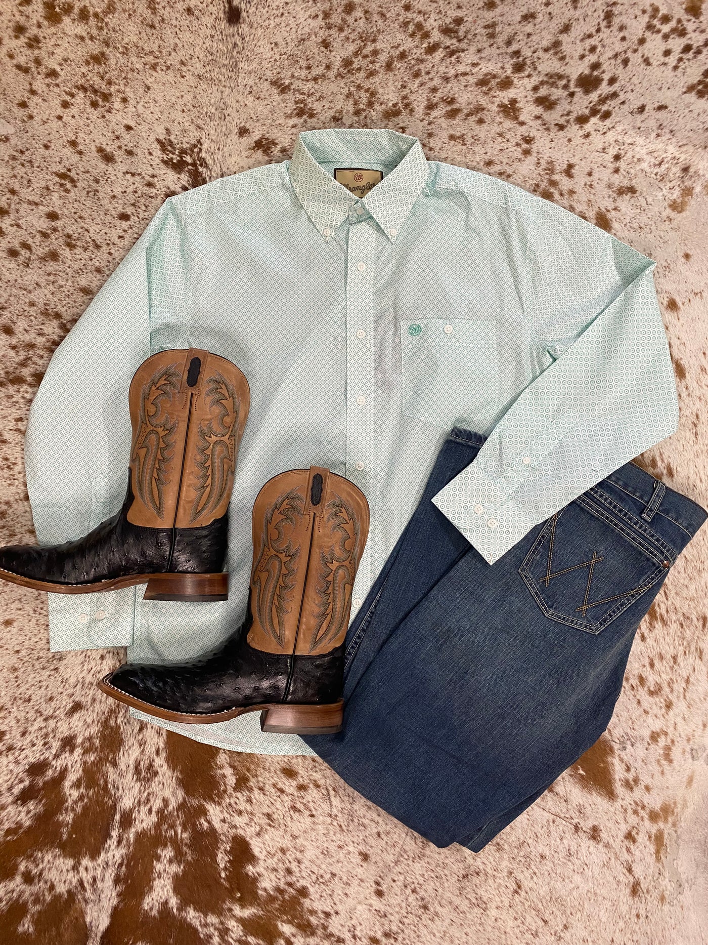 Wrangler One Pocket Relaxed Fit Long Sleeve In Seafoam Green