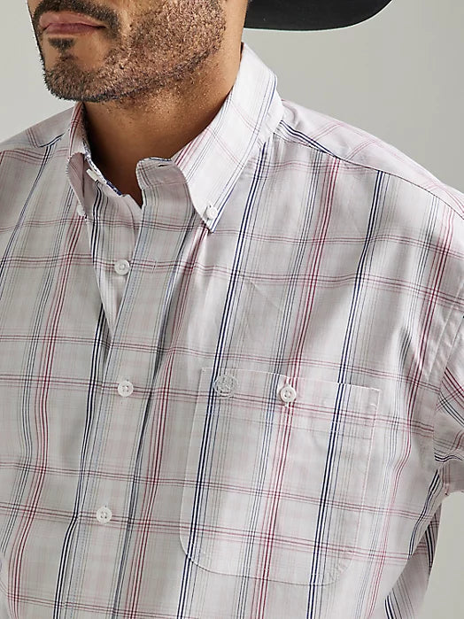 Wrangler Men's George Strait Short Sleeve 1 Pocket Button Down Plaid Shirt in Pastel Pink Plaid