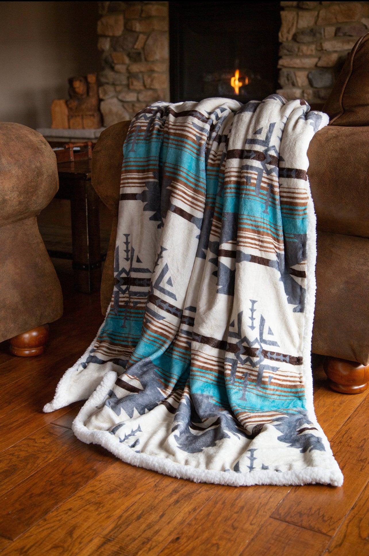 Wrangler Plush Sherpa Throw – G3 Mercantile